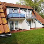 Moderne In Mit Grill Und Garten By Interhome Karlshagen