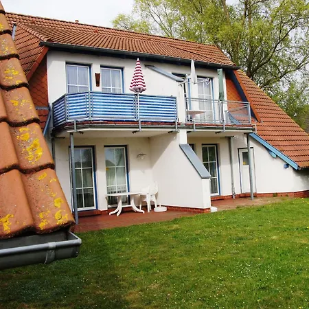 Moderne In Mit Grill Und Garten By Interhome Karlshagen