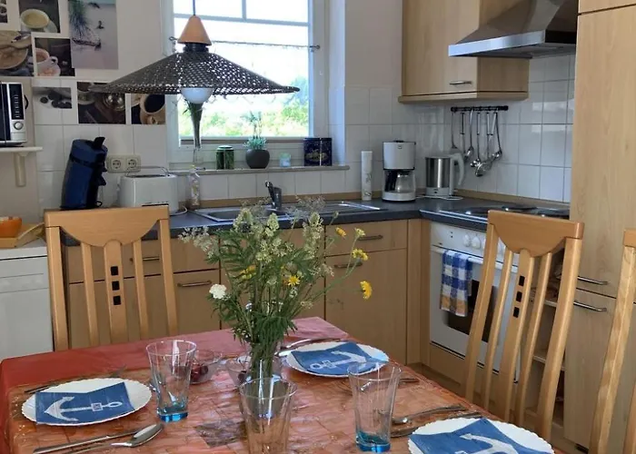 Moderne In Mit Grill Und Garten By Interhome Karlshagen